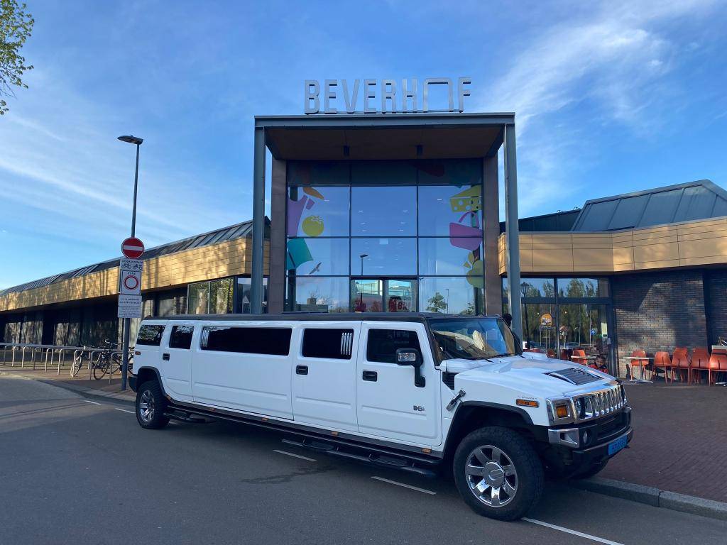 Hummer H2 limousine wit