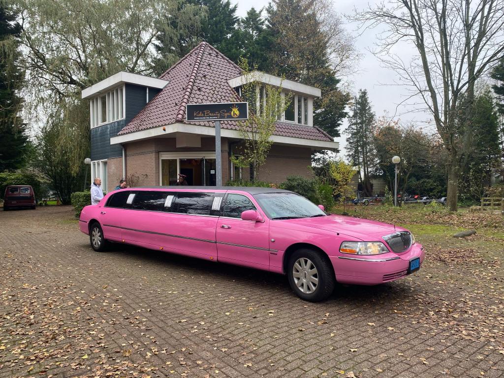 Lincoln Limousine roze - Luxe Limousine